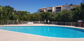 Splendid 2-bedroom with AC and terrace on the hills of Antibes Welkeys
